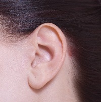 耳の静脈マッサージで薄毛を予防改善する方法