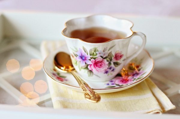 AGA対策に最も有効な飲み物は紅茶！？大豆を一緒に食べてDHT抑制効果が！